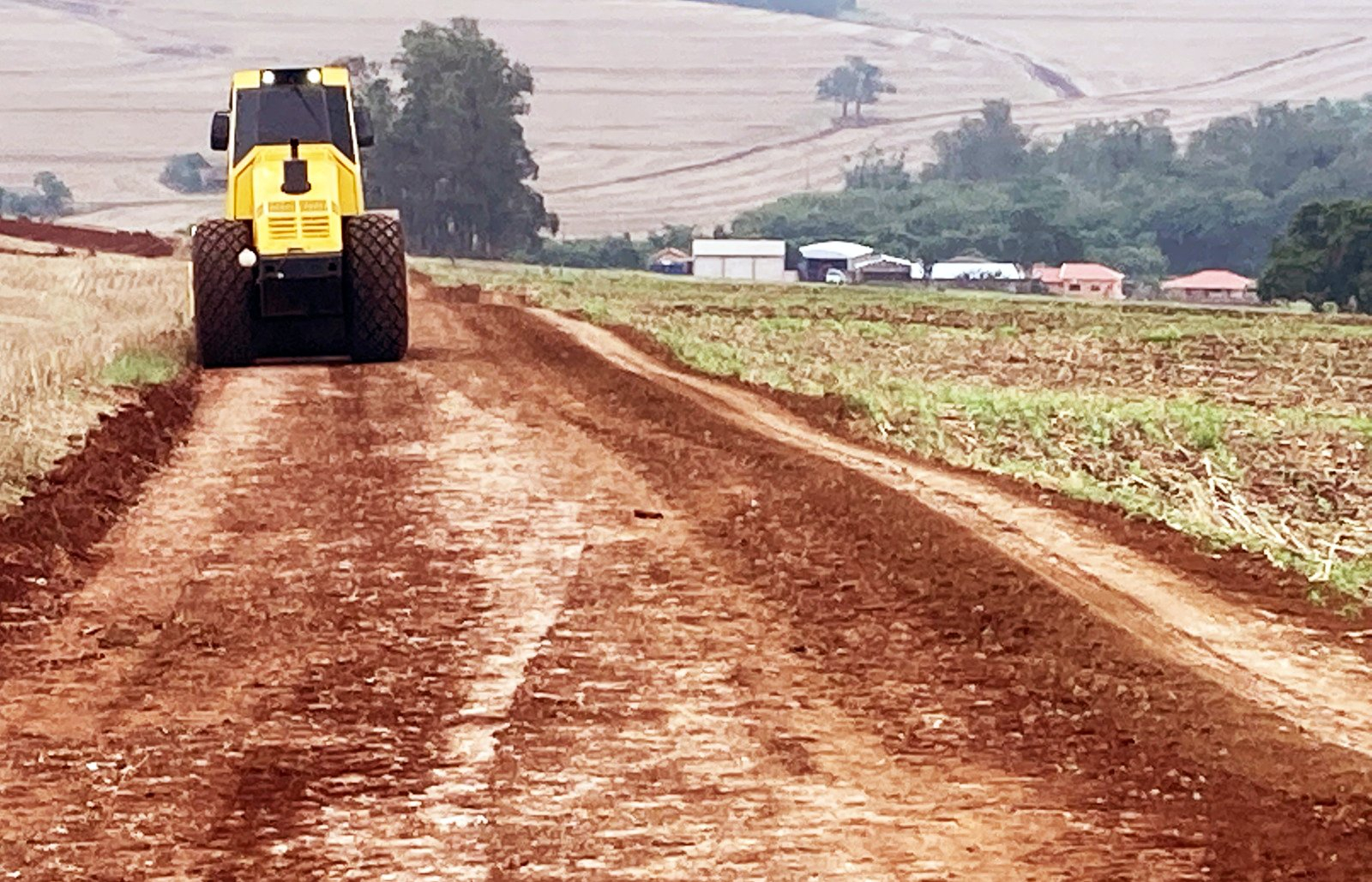 Arapongas acelera obras de recuperação das estradas rurais
