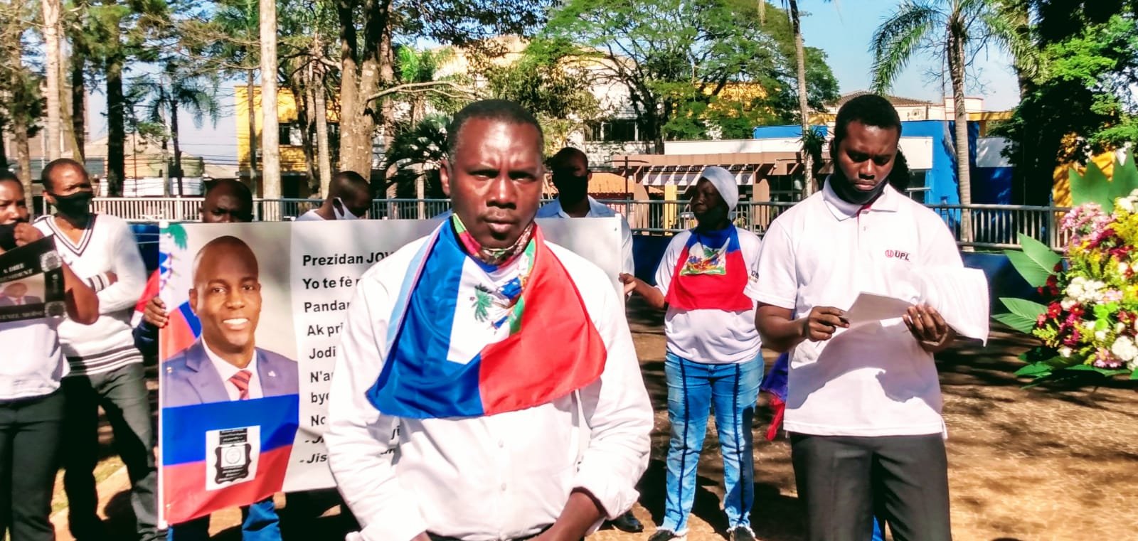 Ato na Praça Mauá homenageia presidente morto no Haiti