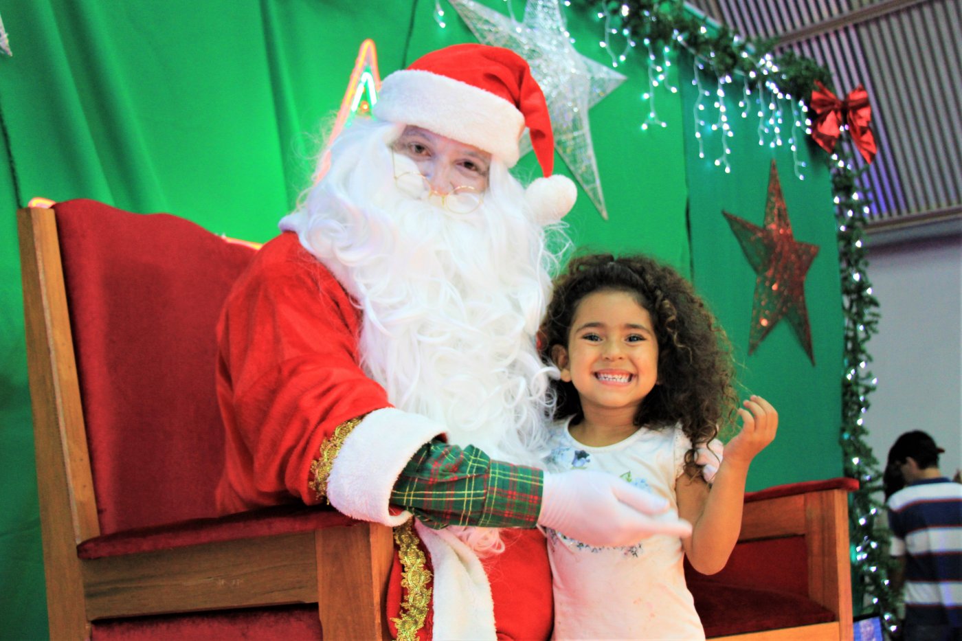 Carreta da Alegria com Papai Noel percorre Mirassol neste sábado (18)