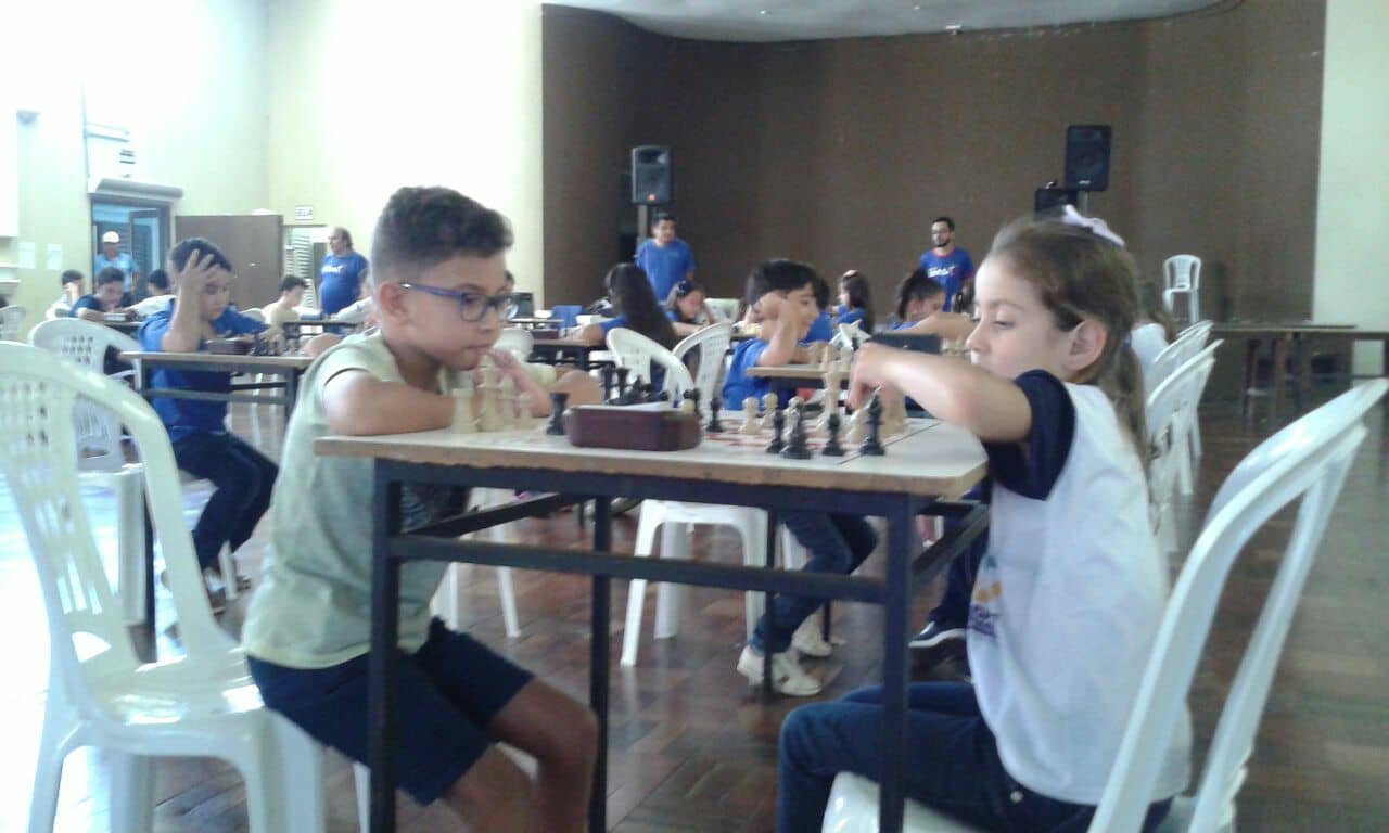 Arapongas reúne participantes de todo o Paraná durante 1º Etapa do Circuito  Pé Vermelho de Xadrez