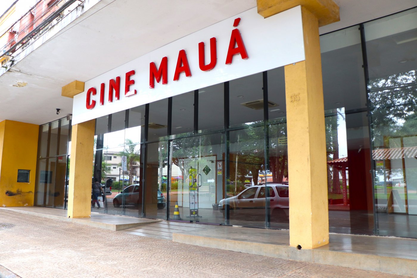 Prefeitura de Arapongas executa melhorias do Cine Teatro Mauá